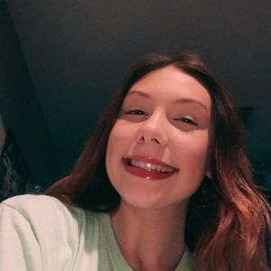 Meet your Posher, Katelyn